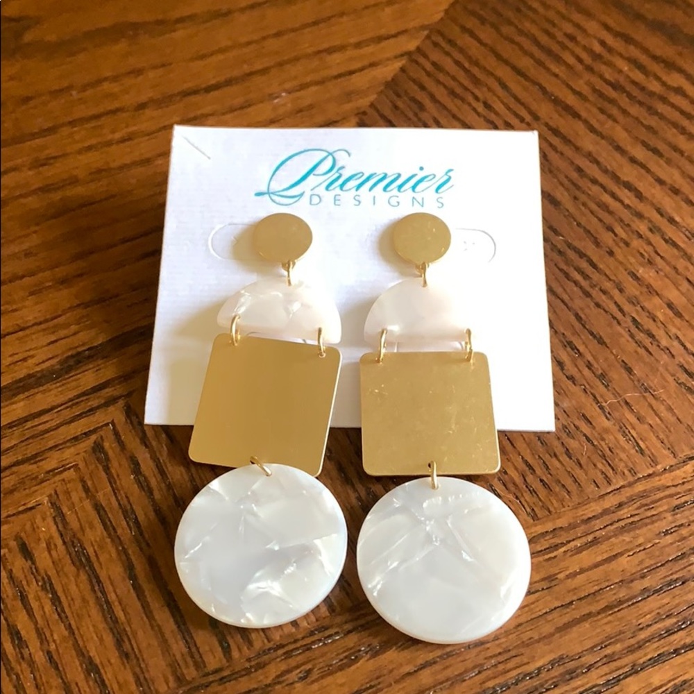 Earrings - Harbour Island